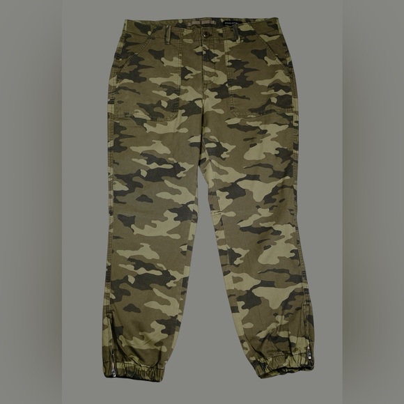 Banana Republic Camo Utility Jogger Pants Cotton Stretch – Size 14 - Picture 4 of 11